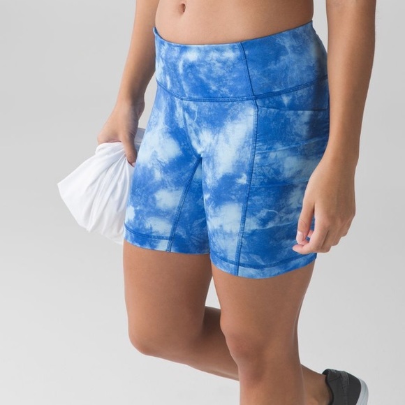 lululemon athletica Pants - Lululemon Speed Track Short Luxtreme Tidal Trip Pipe Dream Blue Tie Dye 6